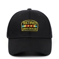 Cappellino nero in cotone con ricamo Retired Drug Dealer e strisce colorate - Regolabile / Berretto da baseball ricamato / Nero