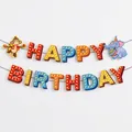 Dettaglio dello striscione HAPPY BIRTHDAY festa del circo con scimmia ed elefante illustrati - Banner con Motivo Scimmia ed Elefante