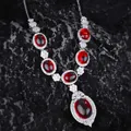Collar vintage de plata con rubíes ovalados y circonitas blancas sobre fondo de piedra negra - Collar de circonita roja / 45+5cm