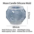 Detailansicht der Silikonform in Mondform mit realistischen Kratern für Kerzen - Mond Kerze Silikonform