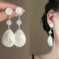 Boucles d'oreilles vintage avec perles bleu clair et pendentifs en nacre blanche en poire - 40# Boucles d'oreilles en résine coquillage goutte blanc argent (aiguille en argent)
