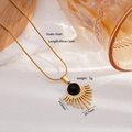 Collana bohémien a catena serpente dorata con pietra nera e ciondolo a sole - Raggi di Sole Pietra Nera
