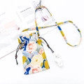 Mini borsa porta cellulare a fiori con coulisse e perline in legno stile vintage - Texture Blu Giallo
