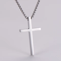 Collier avec pendentif croix en acier inoxydable argenté poli et chaîne box - Couleur Acier