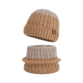 Outdoor winter gebreide muts en nekwarmer set in de kleuren abrikoos en gembergeel - Karamel Gemengd