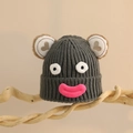 Détails du tricot d'un bonnet gris avec des lèvres 3D roses et des oreilles en peluche - Taille Unique (1-5 Ans) / Gris