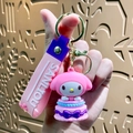 Portachiavi 3D My Melody Sanrio con base a torta viola e cinturino da polso rosa - Sanrio Torta-My Melody