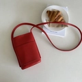 Mini bolso bandolera minimalista de cuero granulado rojo con correa larga a juego - Rojo