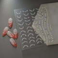 Adesivi per unghie 5D con perle e cristalli su unghie sfumate corallo Co-184 - Stile Linea Ondulata 3D Perla e Strass (CO-184)