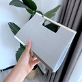 Glänzende silberne Mesh-Clutch mit Metallgriff für formelle Abendessen und Abendveranstaltungen - Mit langer Kette / Silber