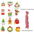 Addobbi natalizi set 12 ciondoli in cartone con Babbo Natale pupazzo di neve cervo e corde - DZ015-Cartoncino Bianco Mix Colorato
