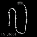 Elegant bridal hair pin with graduated white pearls and black clip on dark background - Silver Wave Artificial Pearl Hair Chain (HS-J6361S)