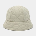 Dettaglio del motivo trapuntato a cuore e della trama in velluto a coste sul cappello a secchiello - M (56-58cm) / verde chiaro
