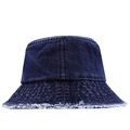 Bob en jean bleu foncé avec bordure effilochée tendance et un style de rue décontracté - M (56-58cm) / Bleu foncé