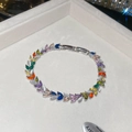 Détail d'un bracelet en métal argenté avec zircons colorés en forme de feuilles de blé - Style 84# Coloré Ovale Feuille