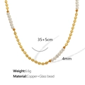 Collier minimaliste avec perles carrées dorées de 4mm et perles de verre blanches - XL132 Collier en Cuivre Doré / 35+5cm/Diamètre des Perles 4mm