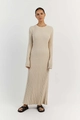 Elegante beige maxi-jurk van ribgebreide stof met lange mouwen en verticale plooistructuur - S / Broken Wit