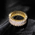 Anello eternity dorato di lusso con pavé di scintillanti pietre di zircone - US 6 / Oro