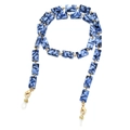 Catena per occhiali in resina blu marmorizzata con maglie dorate e chiusura a moschettone - Marmo Blu