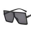 Trendige übergroße quadratische schwarze Sonnenbrille Damen mit Retro-Rahmen und grauen Gläsern - Glänzendes Schwarz / Grau