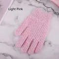 Peeling-Badehandschuh aus Nylon in Hellrosa auf Marmorhintergrund für Körpermassage - 1 STK / Rosa