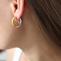 Orecchini a cerchio geometrici bicolore in oro 18 carati e argento lucidato - Oro e Argento-2.2cm