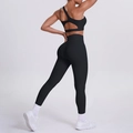 Achteraanzicht van de zwarte one-shoulder sport-bh en legging met hoge taille voor yoga - S / Zwart