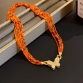 Collier multi-rangs en perles orange avec un fermoir papillon doré et brillant - Boucle papillon en perles multicouches orange (126# Collier)
