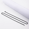 Detalle de una cadena de collar tipo box negra de acero inoxidable con cierre de langosta - Cadena de Caja de 2.5mm 60cm (Negro)