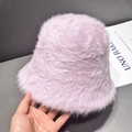 Cappello a secchiello in finta pelliccia di coniglio lilla con morbida trama calda - Regolabile / Viola