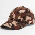 Gorra de béisbol de pana de camuflaje en tonos marrón y caqui con visera curva clásica - Ajustable (55-60cm) / Marrón Oscuro