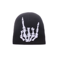 Zwarte gebreide muts met witte schedel hand borduursel in punk streetwear stijl voor volwassenen - Middelvingergebaar / Zwart