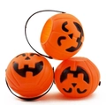 Dreiteiliges Set orangefarbene Halloween-Kürbis-Süßigkeiteneimer mit schwarzen Griffen - Kleiner Kürbis-Eimer mit geschwungenen Augen
