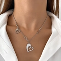 Collana in acciaio inossidabile argento con pendenti a delfino e cuore dal design minimal - Delfino Cuore Color Acciaio (3709)