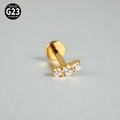 Piercing labret en titane G23 doré avec trois zircons brillants montés en courbe - Rangée de trois pierres / 1.2x8mm / Or