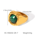 Λεπτομερής όψη δαχτυλιδιού από ατσάλι 18K με μεγάλο πράσινο ζιργκόν και χρυσή επικάλυψη - Στυλ Χρυσή Πλατιά Ζώνη Πράσινη Στρογγυλή Πέτρα (HC-R30232-GR-7)