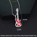 Retro Gitarren-Halskette in Rot und Silber mit langer Edelstahl-Pulloverkette - Rote Gitarre (A539)