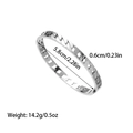 Silbernes Edelstahlarmband mit Kettentextur und 5,8 cm Innendurchmesser für Damen - Silber