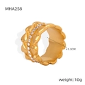 Anello in acciaio al titanio placcato oro 18k con cuori intagliati e zirconi - US 6 / Oro