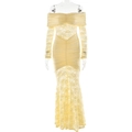 Elegante gele kanten jurk met blote schouders, lange mouwen en een gedrapeerd design - S / Geel