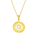 Collier en acier titane doré avec pendentif rond lettre Q en nacre et chaîne à maillons - Lettre Q(S-P005-Q)