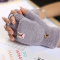 Gants convertibles en fausse fourrure grise avec étiquette renne et bouton en bois - Gris