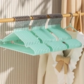 Non-slip thickened hangers in nordic green with seamless design for heavy clothes - Nordic Green (Thickened 55g)