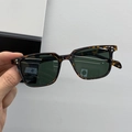 Gafas de sol cuadradas de carey clásicas con lentes verde oscuro y remaches finos - Montura Leopardo Lentes Verde Oscuro