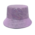 Dettaglio del cappello pescatore viola olografico con texture metallica e riflessi luminosi - M (56-58cm) / Viola Taro