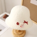 Chapeau cloche blanc en peluche avec broches mignonnes et un nœud en ruban rouge - M (56-58cm) / 5086 Blanc avec Accessoires de Chiot