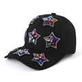 Schwarze Baseballkappe mit bunten Strasssternen aus hochwertiger Baumwolle - Schwarz