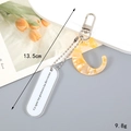 Detail von gelbem Marmor Acryl C-Anhänger und weißem Tag Schlüsselanhänger Maße - Gelborange Marmor Buchstabe C (K4300)