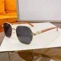 Gafas de sol cuadradas clásicas con montura dorada y patillas de madera de nogal - Montura Dorada Lente Gris