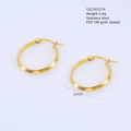 Dettaglio orecchini a cerchio in acciaio inossidabile placcato oro 18k 23mm con misure - Oro (Lucido)